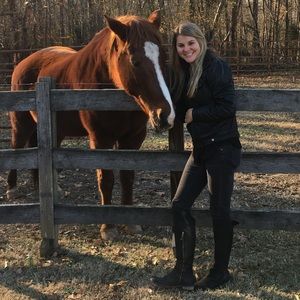 Meet your Posher, Alex